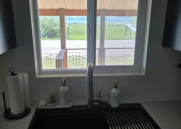 Star Valley Mountain Retreat Sleeps 8 Near Jackson Holiday home *